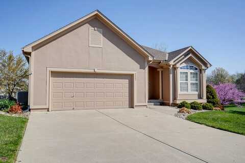 3905 NW Chapman Drive, Blue Springs, MO 64015