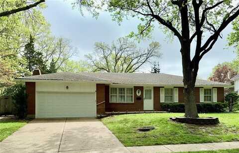 6919 Park Plaza Drive, Kansas City, MO 64151