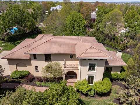 201 Fall Creek Road, Lawrence, KS 66049