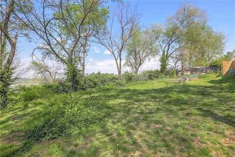 1322 W 21st Street, Kansas City, MO 64108