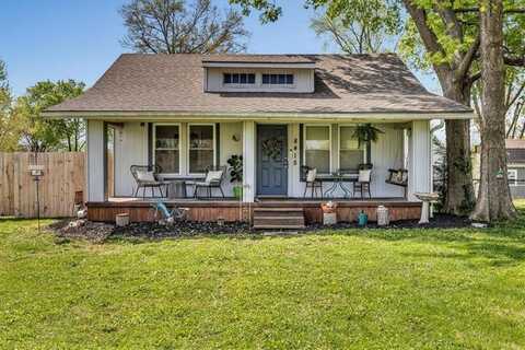 8415 W 47th Street, Overland Park, KS 66203
