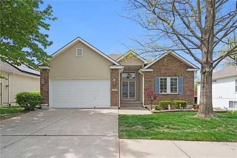 4828 SW Leafwing Drive, Lees Summit, MO 64082