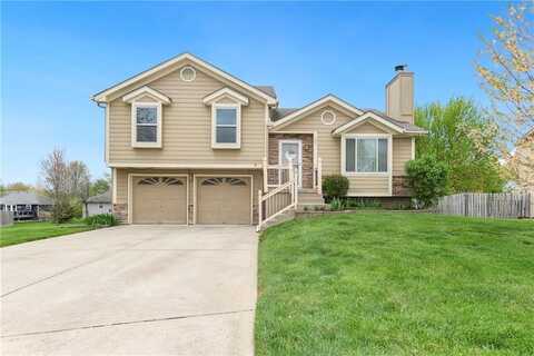 308 Pinetree Drive, Greenwood, MO 64034