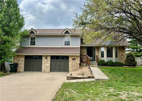 2440 S 22nd Terrace, Leavenworth, KS 66048
