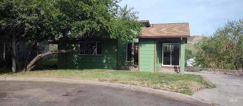 2933 Garfield Ct, Lewiston, ID 83501