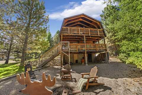 64 W Brookdale Drive, Pine, ID 83647