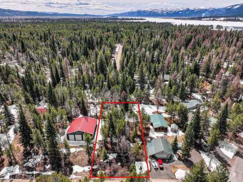 203 Wagon Wheel Lane, Donnelly, ID 83615