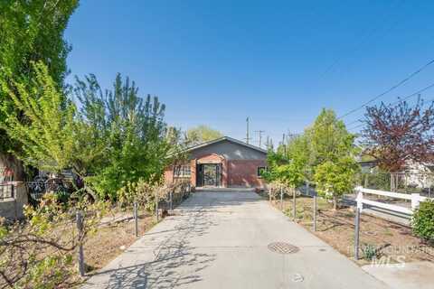 353 1st Street N, Nampa, ID 83651