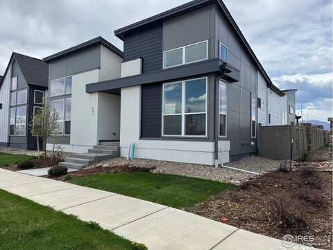 603 Mountain Dr, Longmont, CO 80503