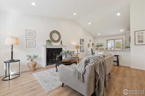 2476 Sunset Dr, Longmont, CO 80501
