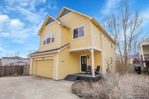 740 Boxwood Ln, Longmont, CO 80503