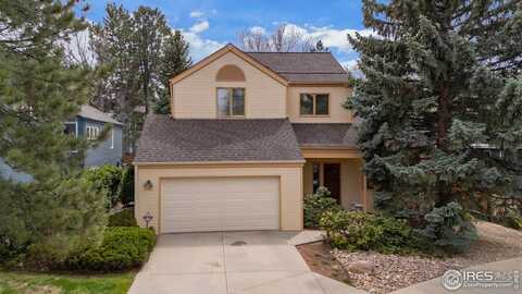 851 Racquet Ln, Boulder, CO 80303
