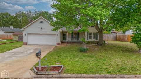 303 Hunters Ridge, Jonesboro, AR 72404