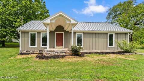1058 Thorn Grove Pike, Strawberry Plains, TN 37871