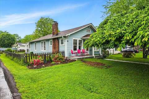 3201 Orlando St, Knoxville, TN 37917