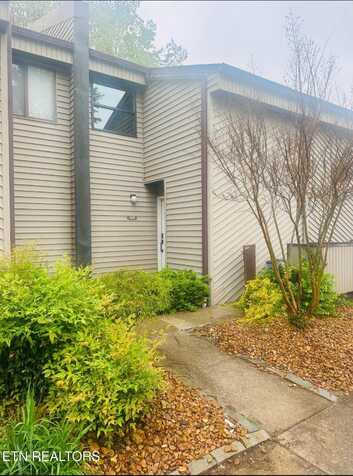 6 Lakeshore Court, Fairfield Glade, TN 38558