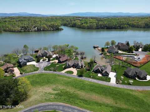 220 Starling Drive, Vonore, TN 37885