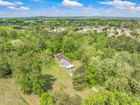 1306 Vaughn Rd, Maryville, TN 37803