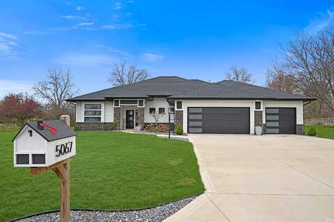 5067 N Sawgrass Lane, Leesburg, IN 46538