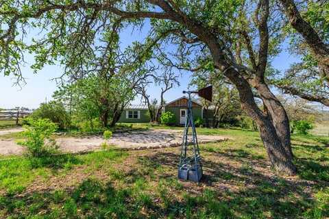 453 Reeves Lane, Harper, TX 78631