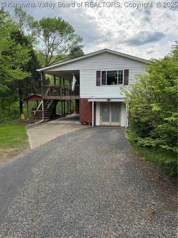 12376 Elk River Road N, Clendenin, WV 25045