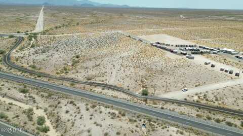 15000 Frontage Rd, Yucca, AZ 86438
