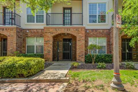 2115 Main Street, Lubbock, TX 79401
