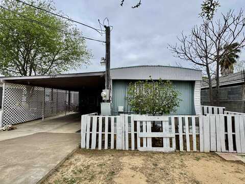 4522 La Cienega Ln, Laredo, TX 78046
