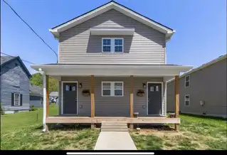275/277 Broadway Street, Irvine, KY 40336