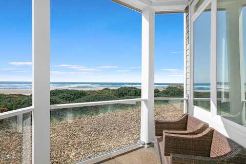 5852 SW Cupola, South Beach, OR 97366