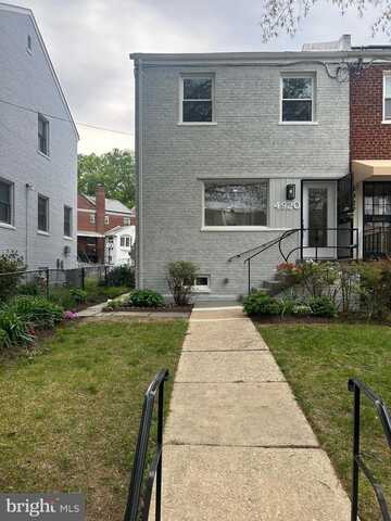 4920 12TH ST NE, WASHINGTON, DC 20017