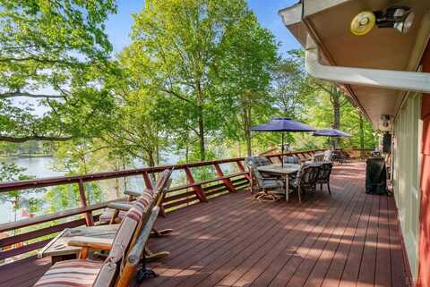 106 Catlett Ct, Moneta, VA 24121
