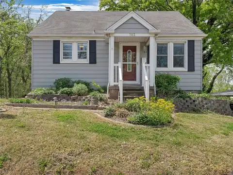 703 Clay Street, Washington, MO 63090