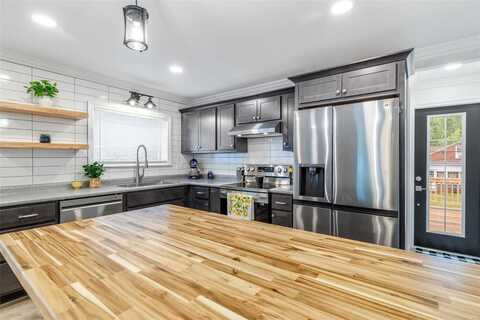 709 Warren Street, Farmington, MO 63640