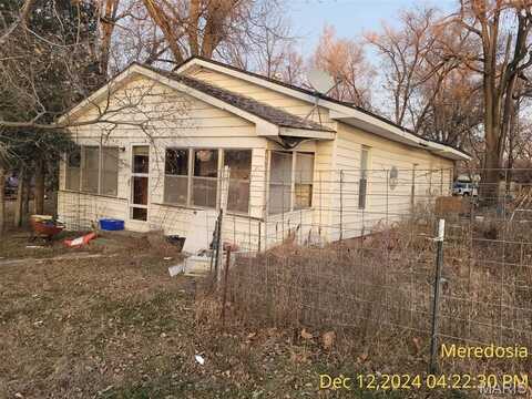 514 NW Washington Street, Meredosia, IL 62665