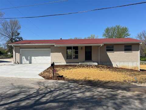 105 Mueller Avenue, Wright City, MO 63390