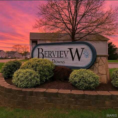 1 Berview Circle, Saint Louis, MO 63129