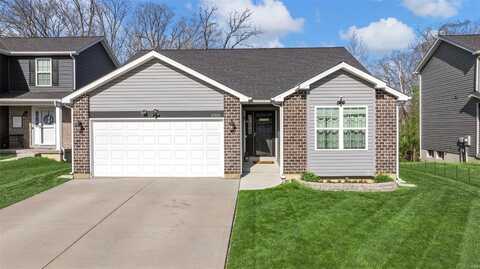 27513 Forest Ridge Dr., Warrenton, MO 63383