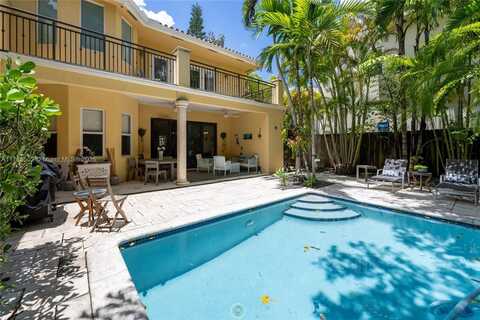 3187 Lamb Ct, Miami, FL 33133