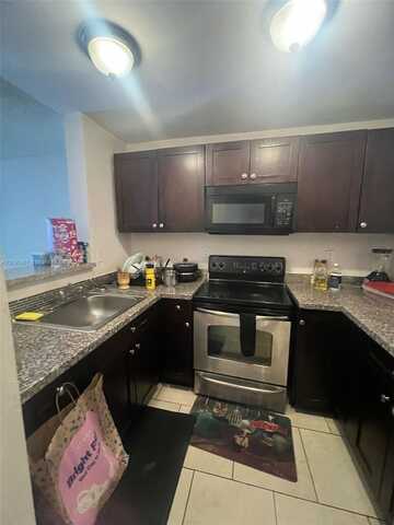 482 NW 165th St Rd, Miami, FL 33169