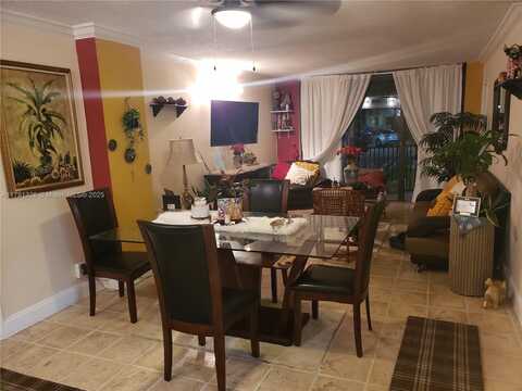3101 N Country Club Dr, Aventura, FL 33180