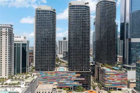 45 SW 9th St, Miami, FL 33130