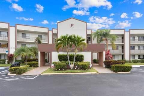 9585 N Belfort Cir, Tamarac, FL 33321