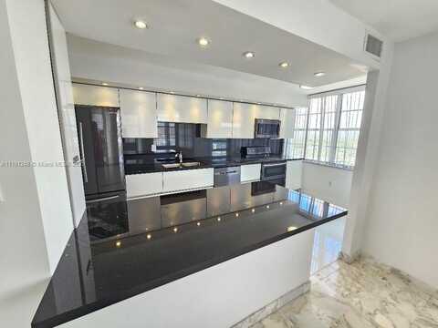 18051 Biscayne Blvd, Aventura, FL 33160