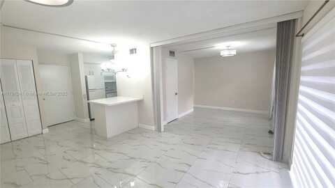 5201 NW 7th St, Miami, FL 33126