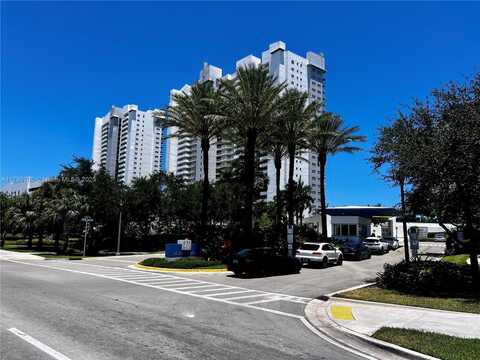 15051 Royal Oaks Ln, North Miami, FL 33181