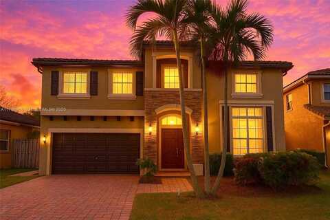 22466 SW 94th Pl, Cutler Bay, FL 33190