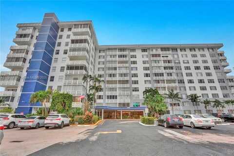 4350 Hillcrest Dr, Hollywood, FL 33021