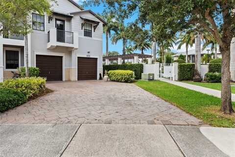 10470 NW 58th Ter, Doral, FL 33178