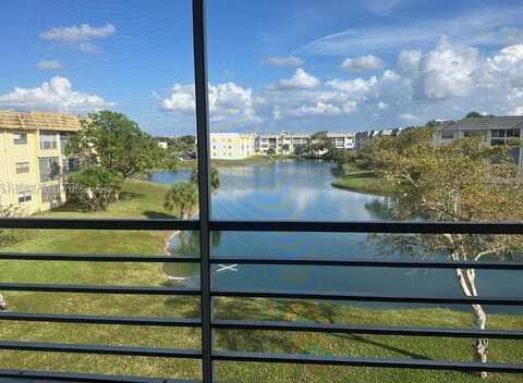 8400 Sunrise Lakes Blvd, Sunrise, FL 33322